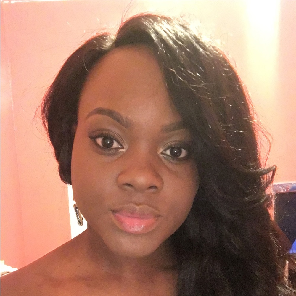 Meet your Posher, Paula